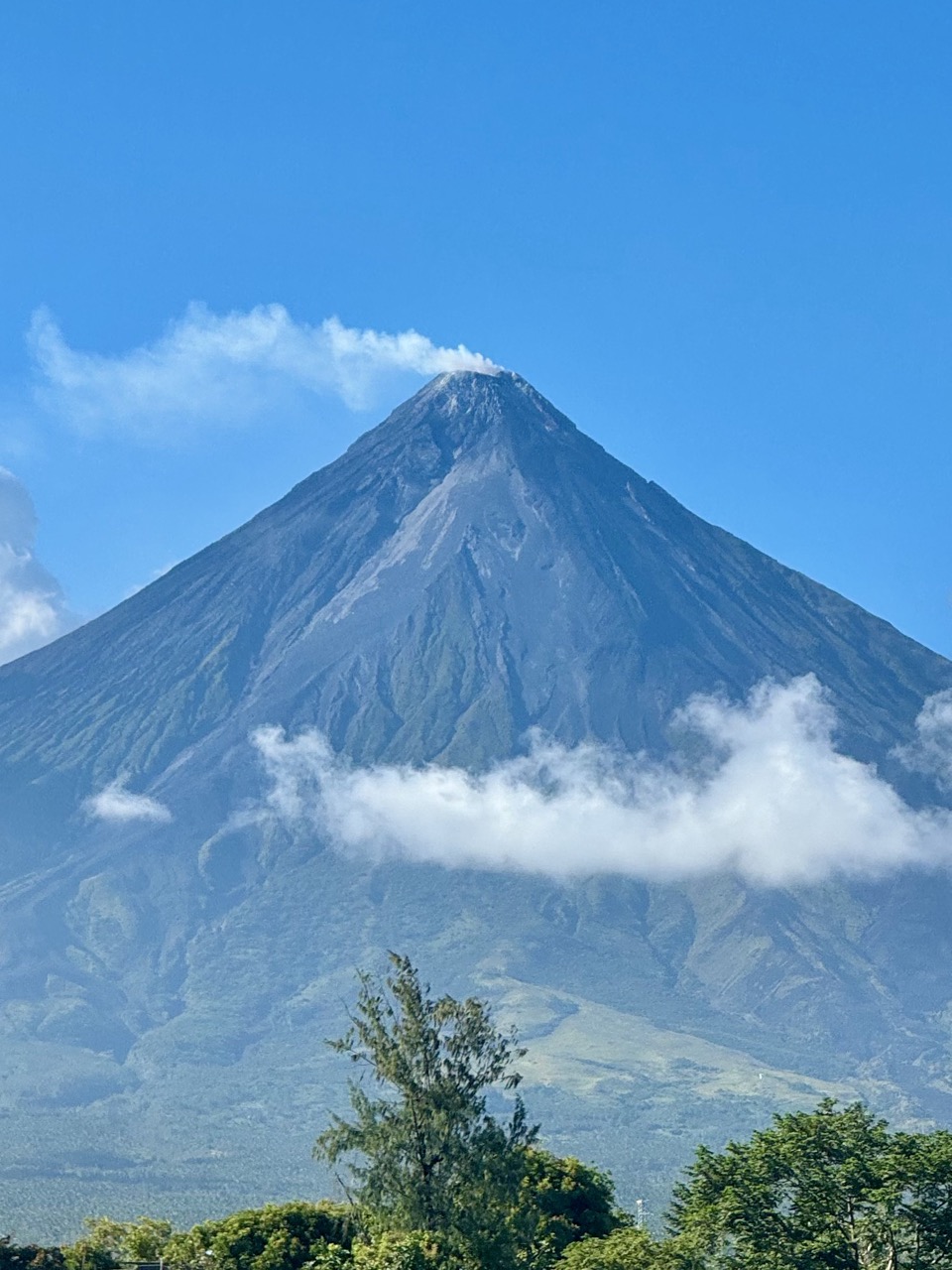 Mayon up close